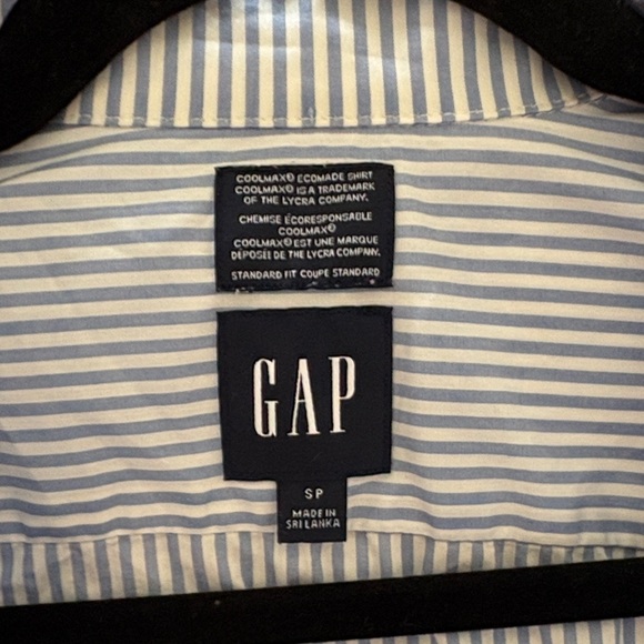 GAP Men's White and Blue Striped Button Down Shirt - Picture 2 of 3